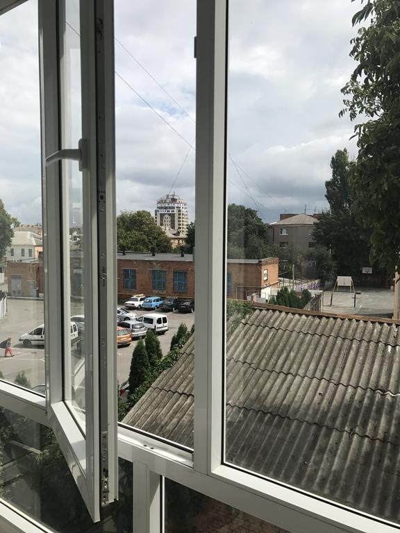 Неймовірно Затишна Студія У Центрі Міста Біля Лікарні Імені Пирогова Vinnitsya Dış mekan fotoğraf